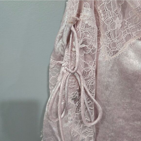 NWOT Light PINK OR Blush Intimately Free People Shimmer On Cami - Picture 6 of 11